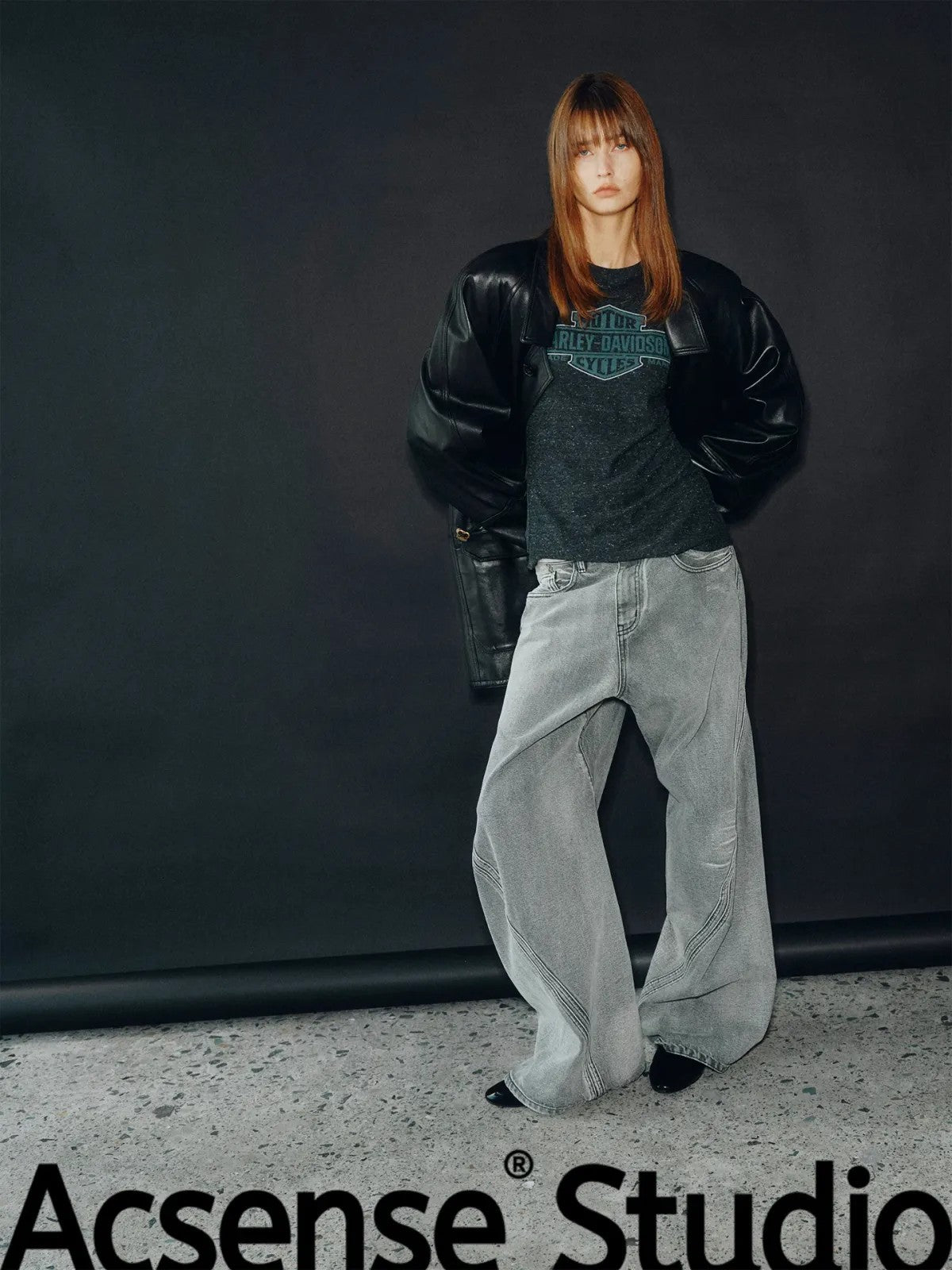 ACSENSE STUDIO Twisted Seam Snow Wash Jeans in Gray - On Model