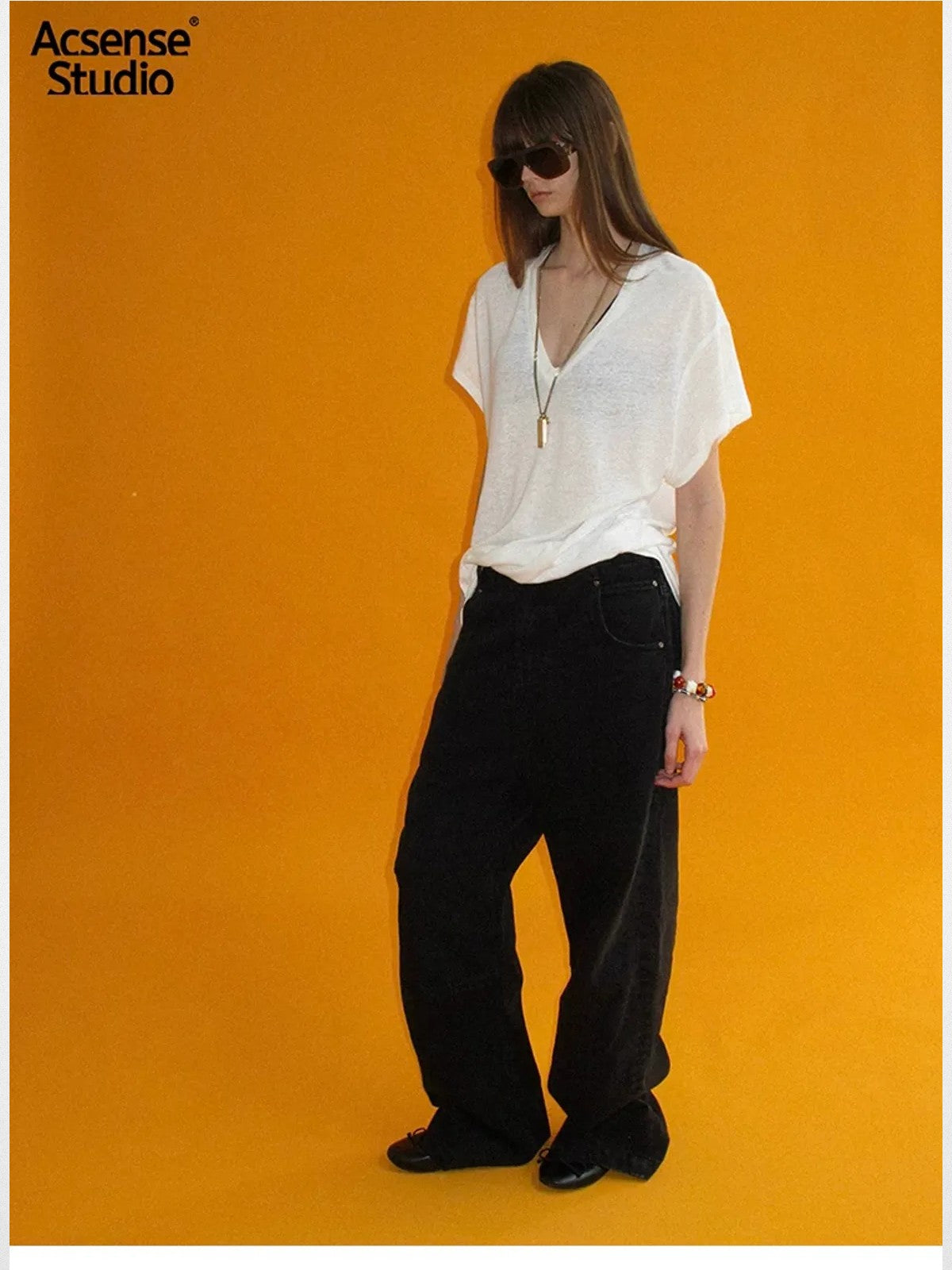 ACSENSE STUDIO Curved Pocket Straight Leg Jeans in Black - On Model