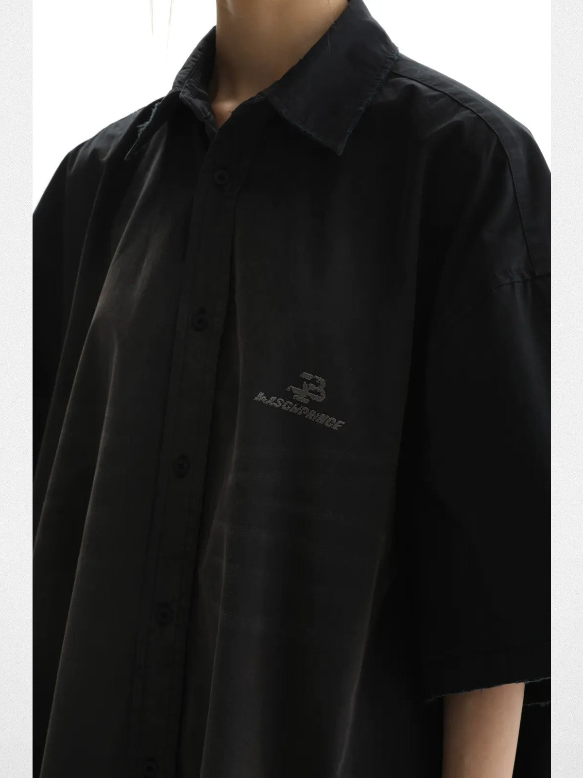 MASONPRINCE Distressed Cotton Short Sleeve Shirt in Black - On Model