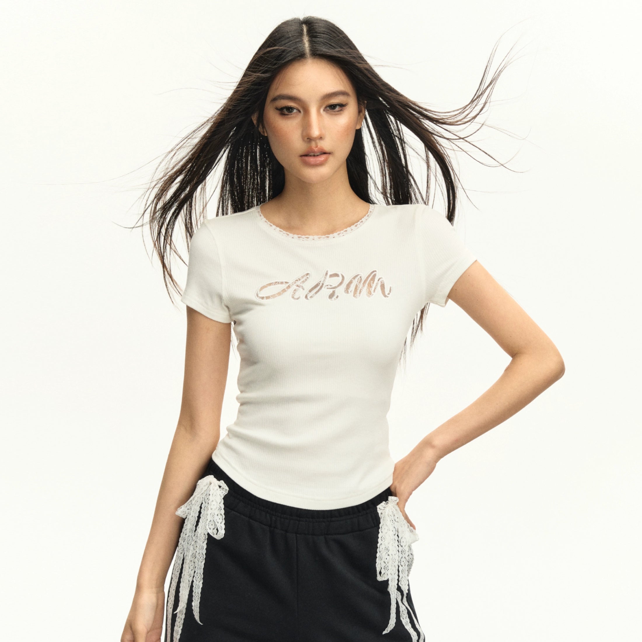 Ariseism Retro Lace Short-Sleeve T-Shirt for Women