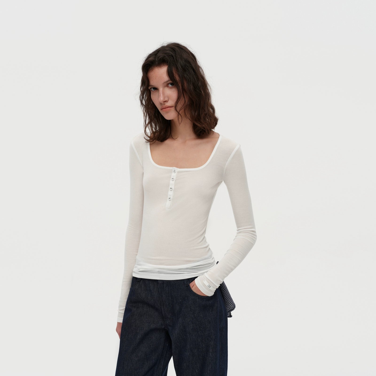 Puki Puki Long-Sleeved Button-Up Top in White