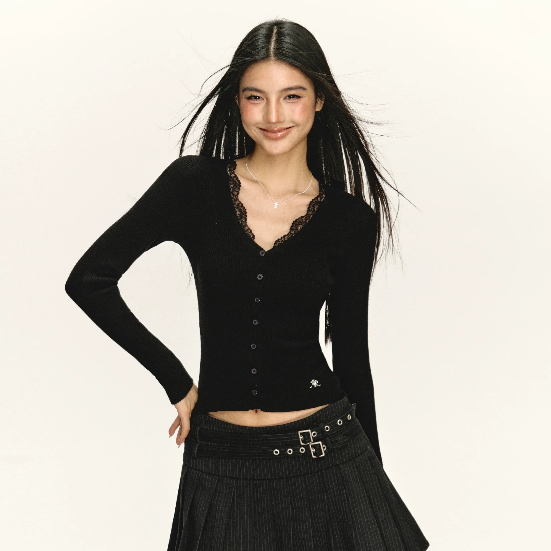 Ariseism Vintage Patchwork Lace Knit Cardigan