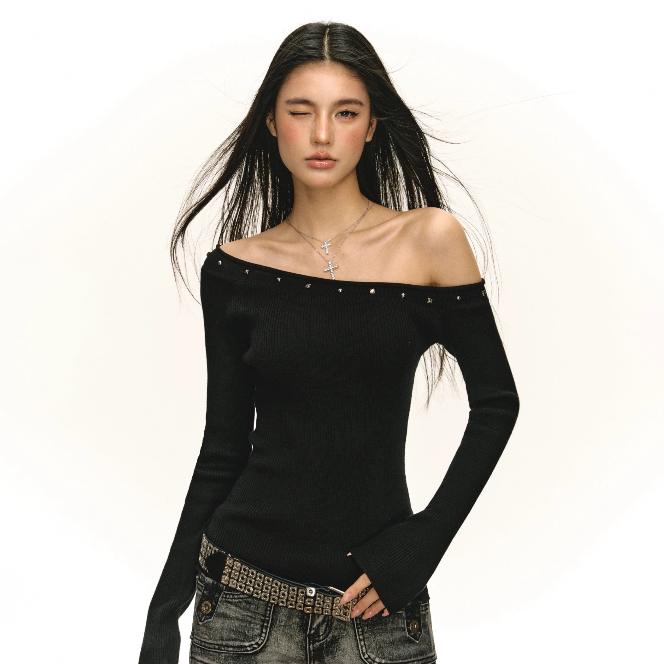 Ariseism Vintage-inspired Sweater