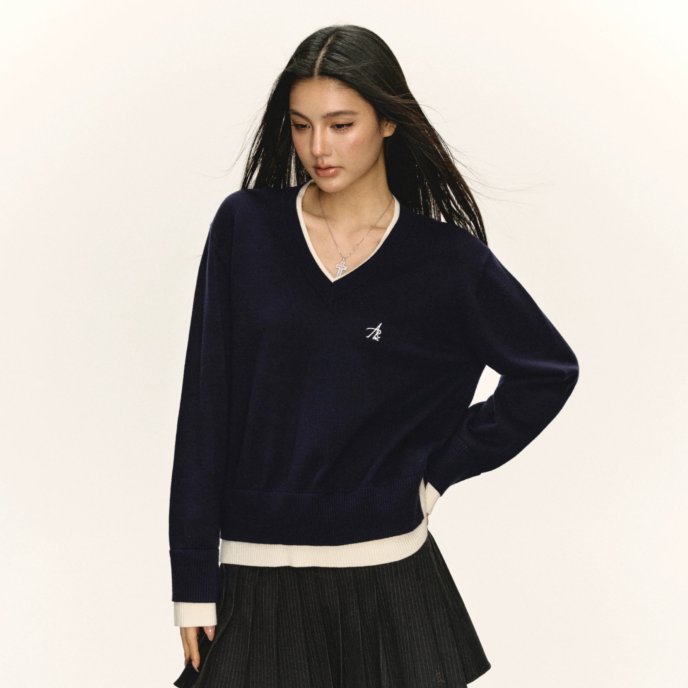 Ariseism American Vintage Style Faux Two-Piece Sweater