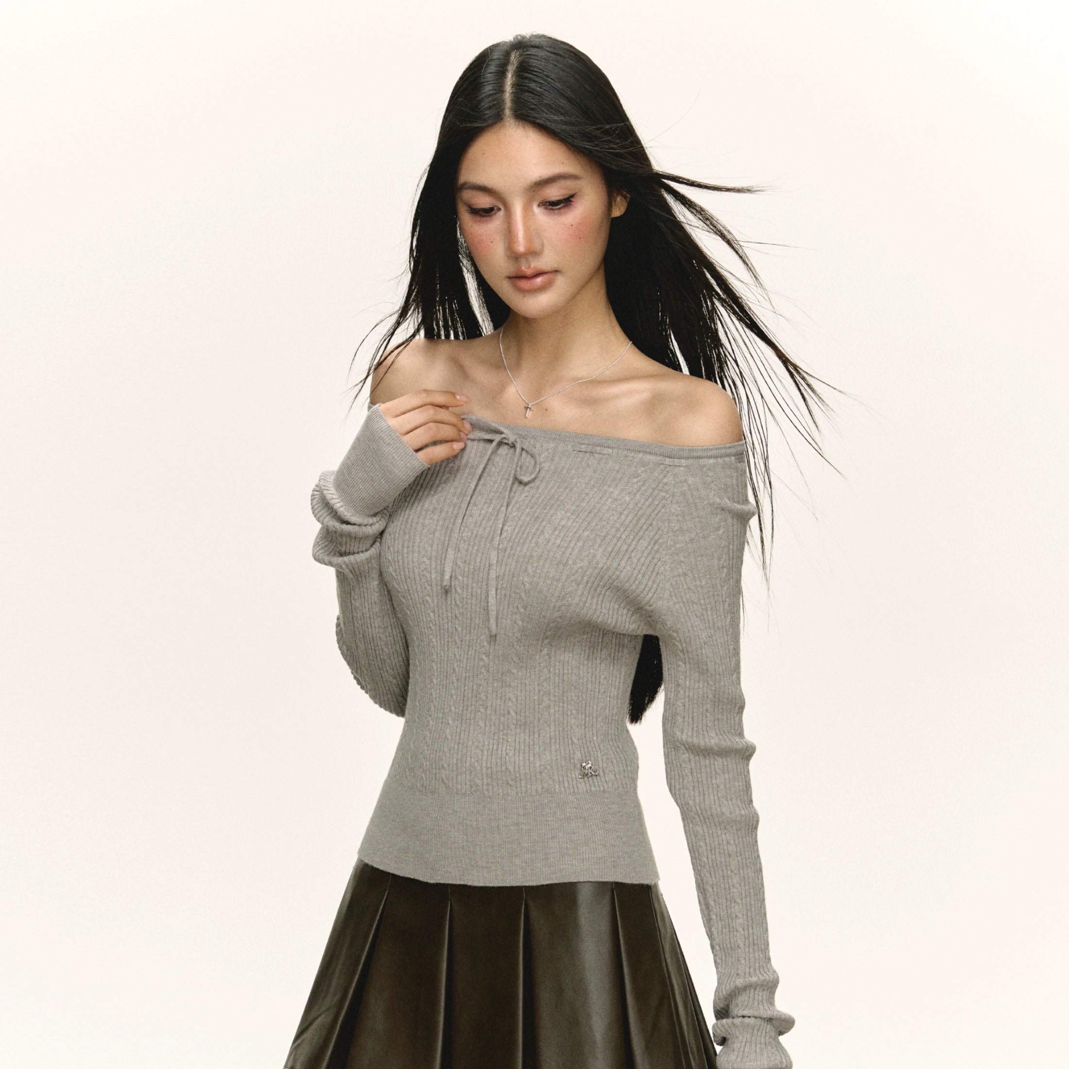 Ariseism Vintage American One Shoulder Sweater for Women