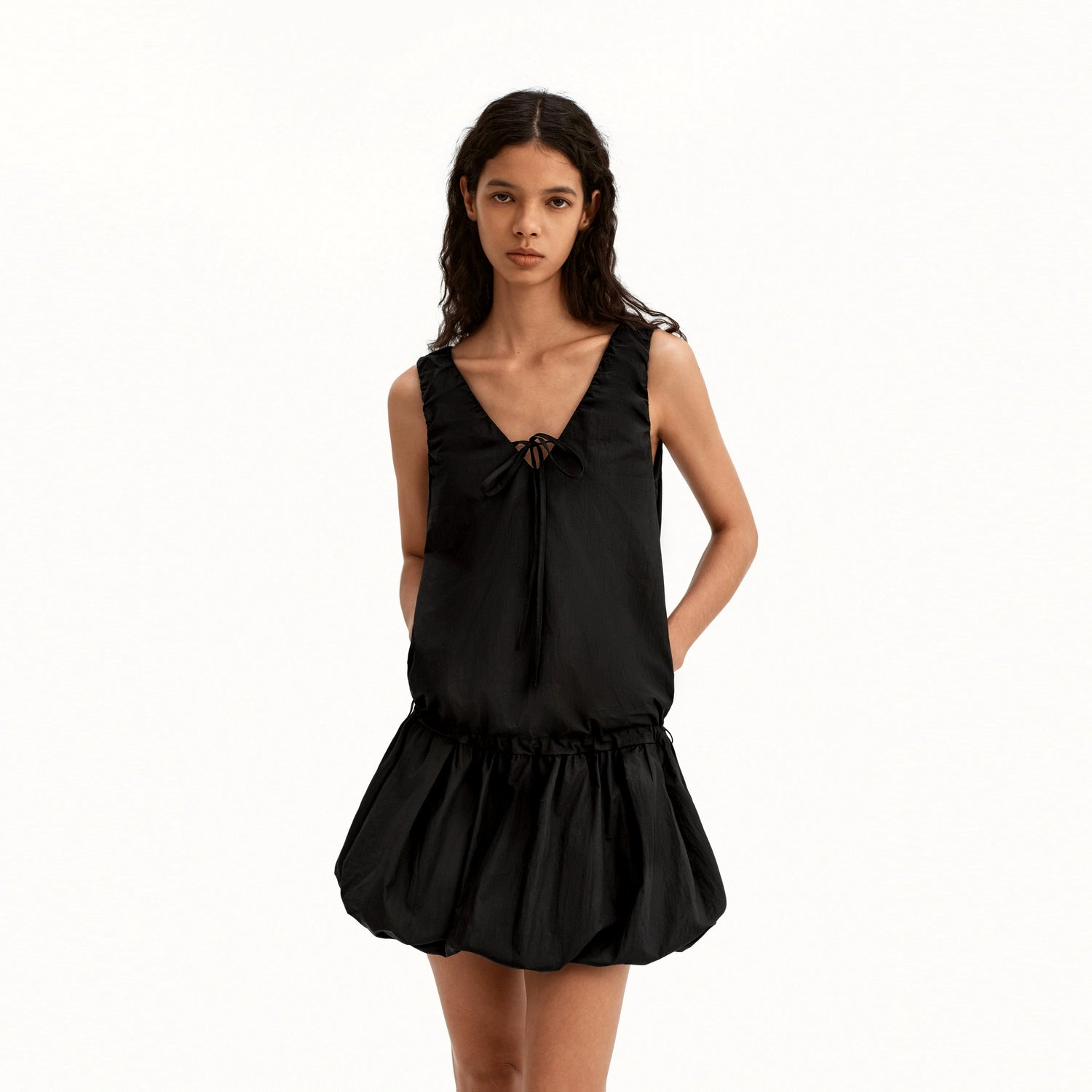 Puki Puki Original V-neck Bow Dress in Classic Colors
