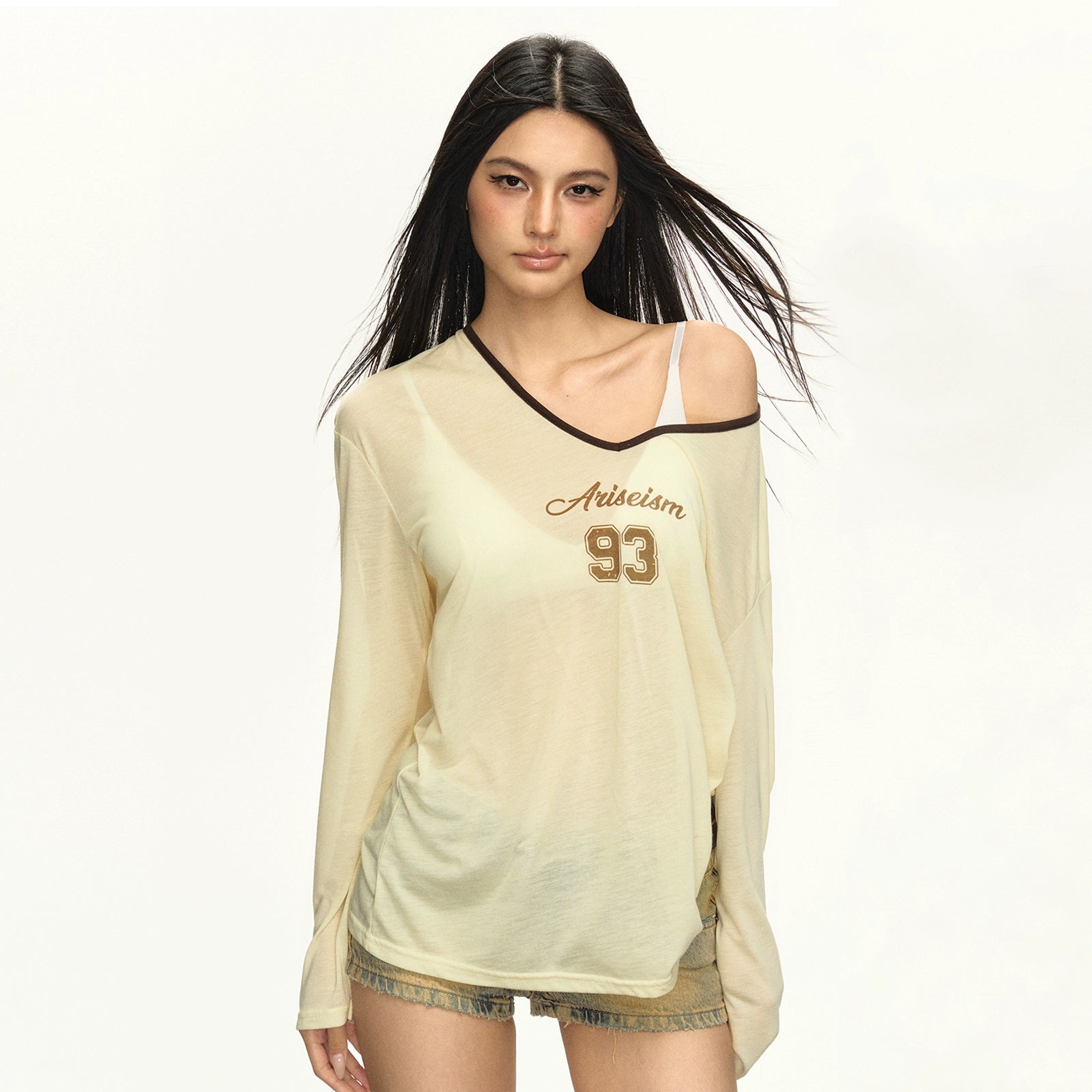 Ariseism Vintage-Inspired V-Neck Long Sleeve T-Shirt for Women