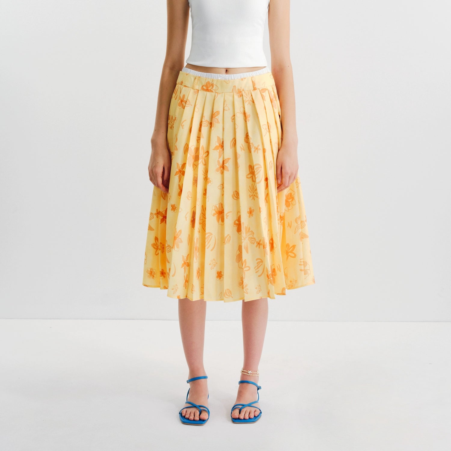 Puki Puki Floral Pleated Skirt for Vacation Vibes