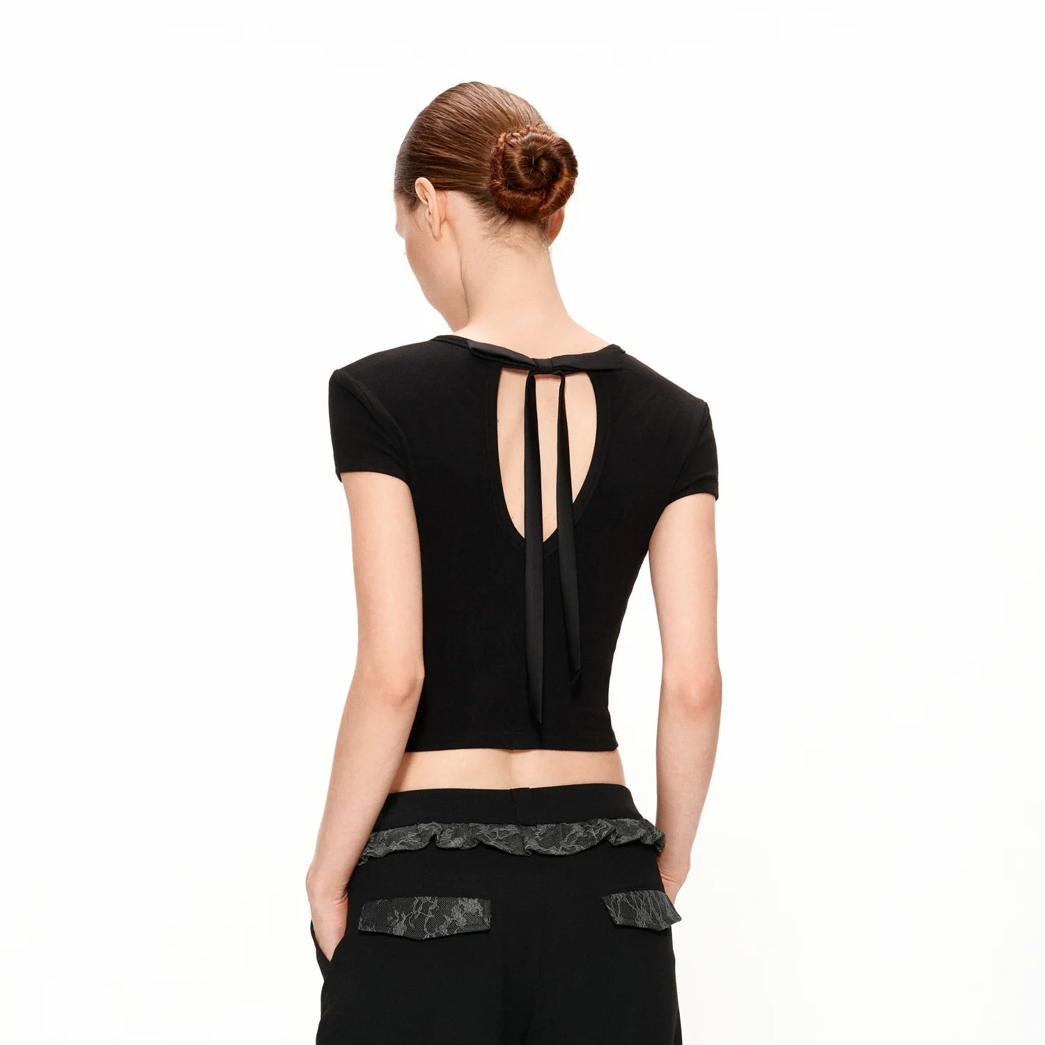 Puki Puki Elegant Backless Short Sleeve T-Shirt