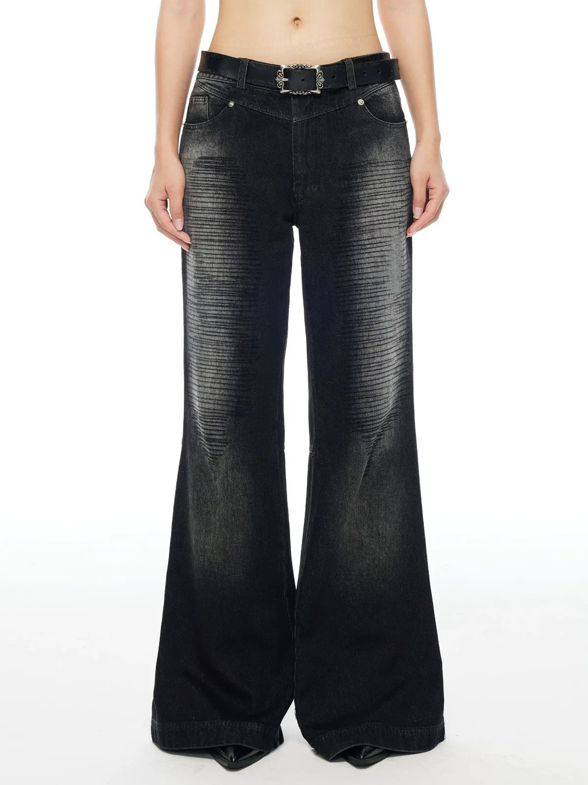 THELIGHT OFFICIAL Distressed High Waist Micro Flare Jeans in Black - On Model