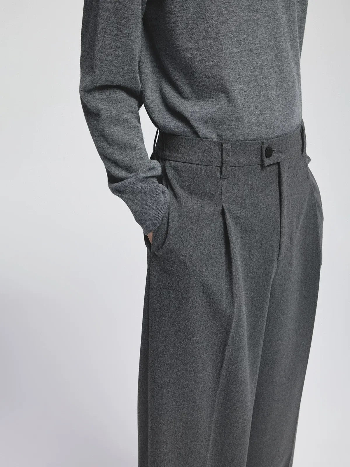 NANS Brushed Twill Pleated Trousers in Gray - On Model
