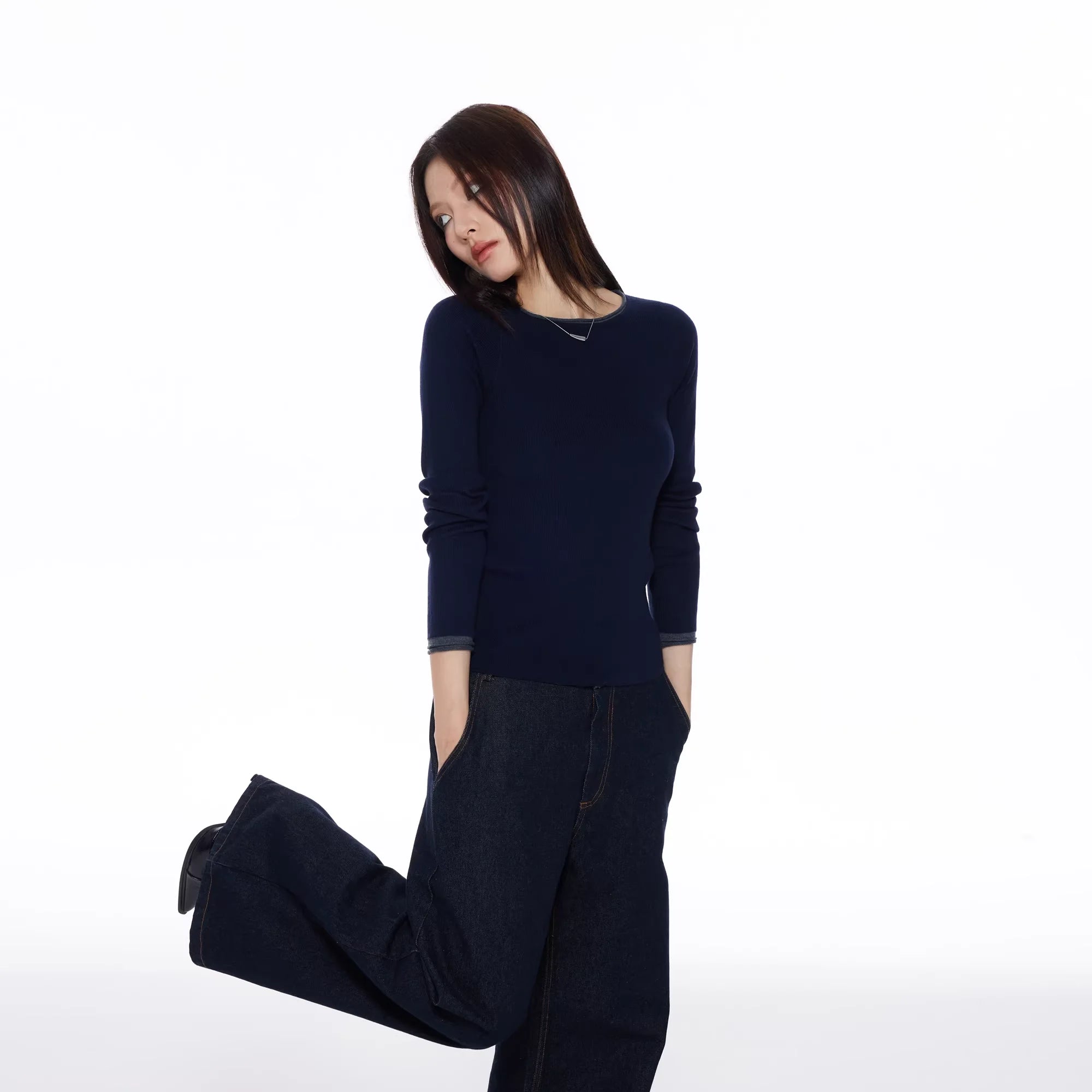 THELIGHT OFFICIAL Colorblock Wool Knit Long Sleeve Slim Fit Top