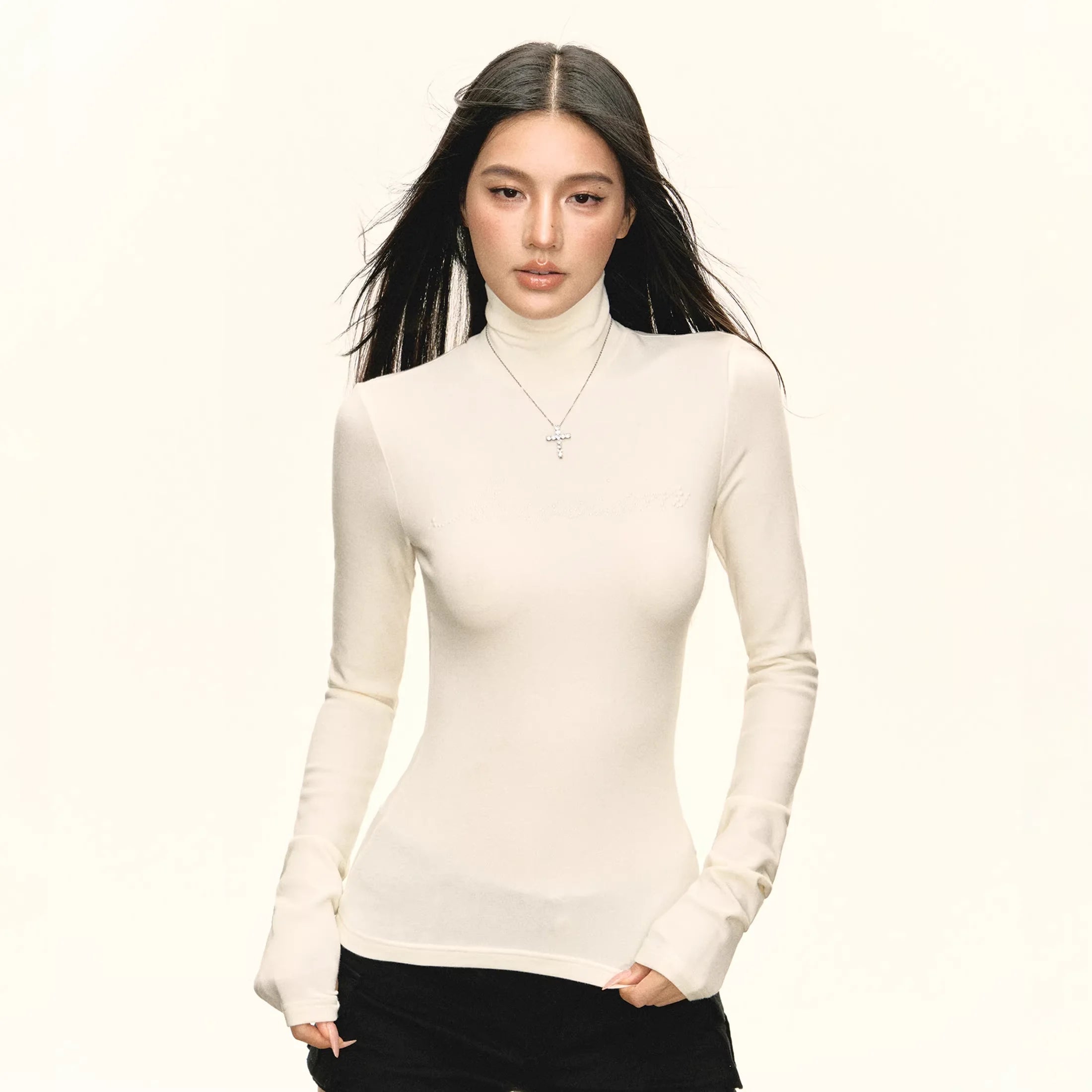 ARISEISM Women's Slim Fit Rhinestone Mock Neck Long Sleeve Top