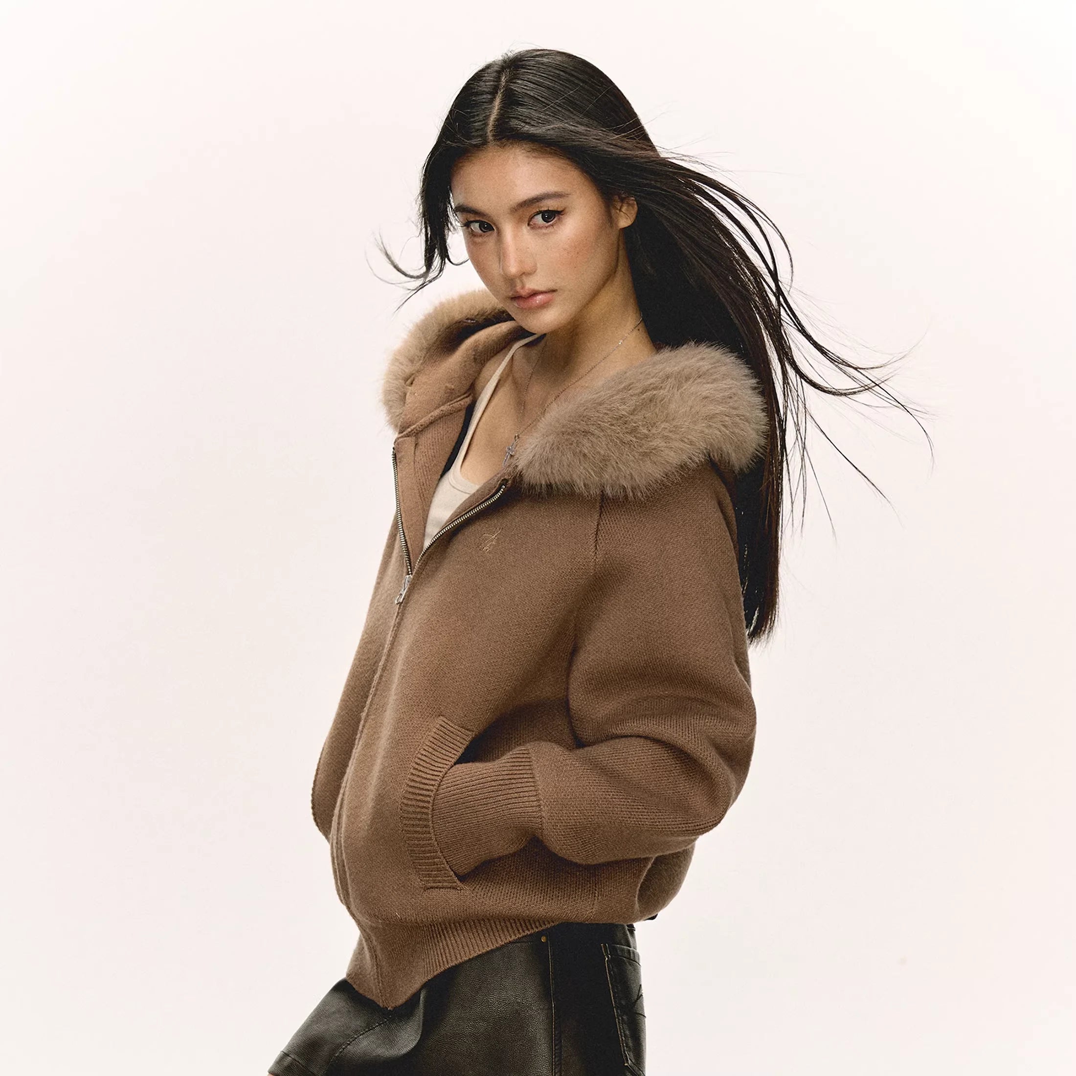 ARISEISM Women's Detachable Fur Collar Hooded Knit Cardigan with Zip Closure