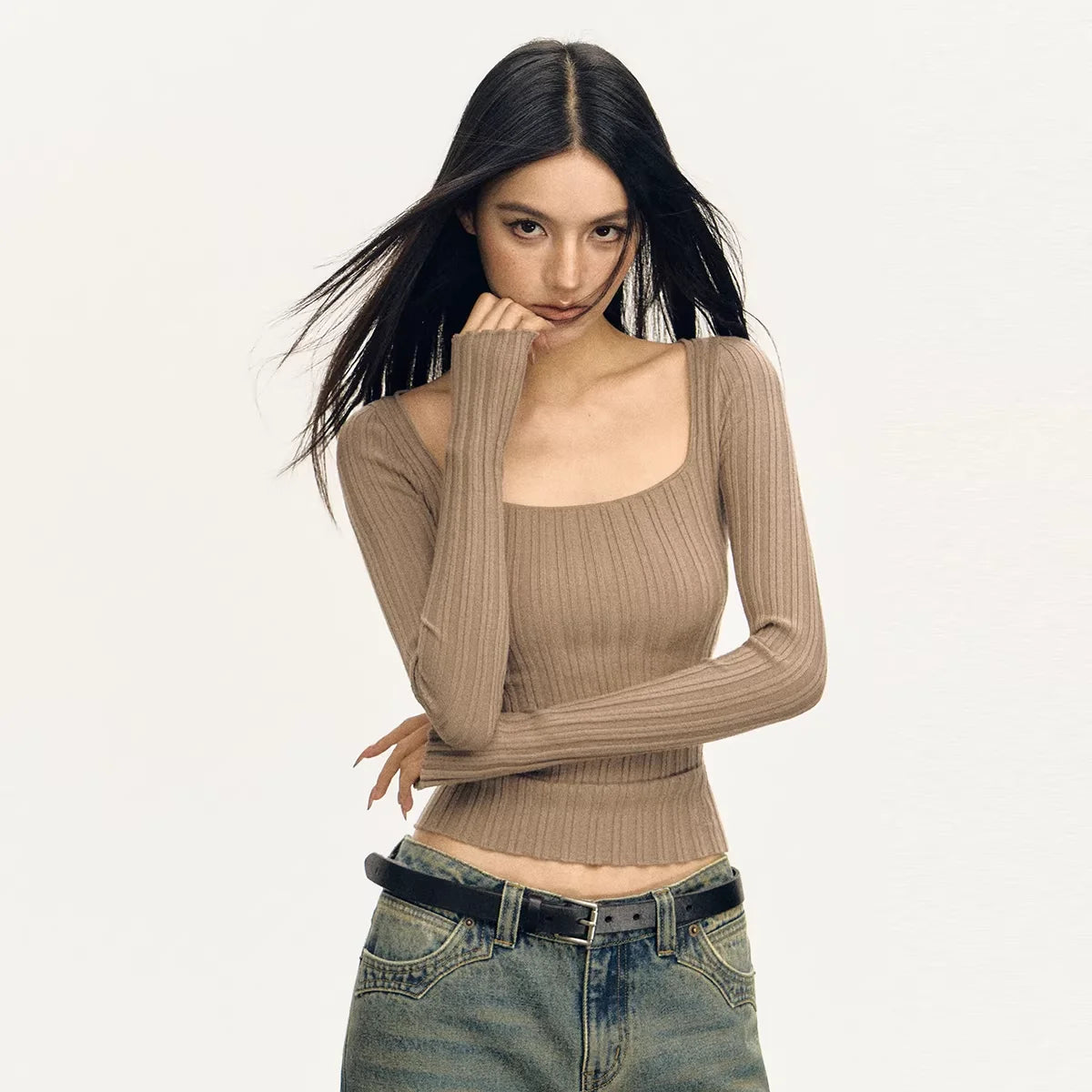 ARISEISM Women's Ribbed Long Sleeve T-Shirt with Square Neckline - Fall 2025