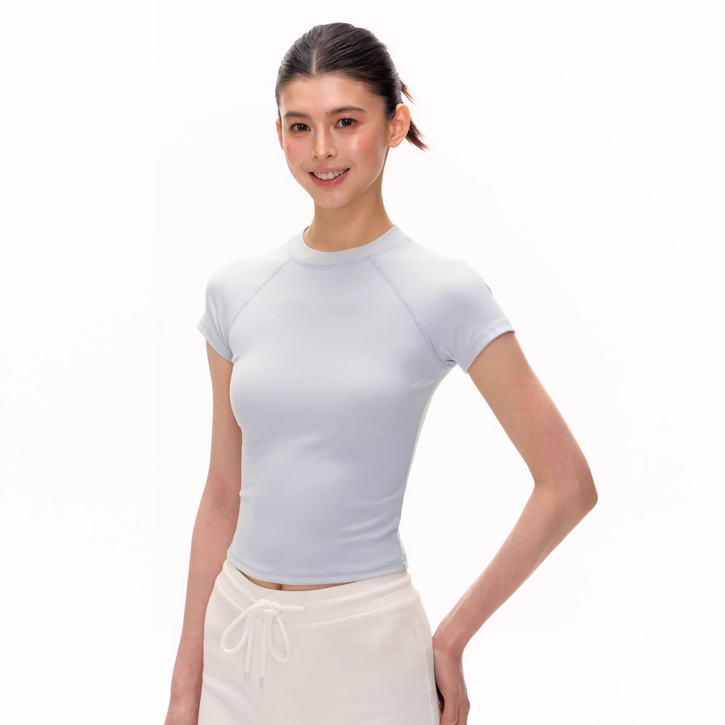 ARISEISM Women's Slim Fit Cropped Raglan Sleeve T-Shirt
