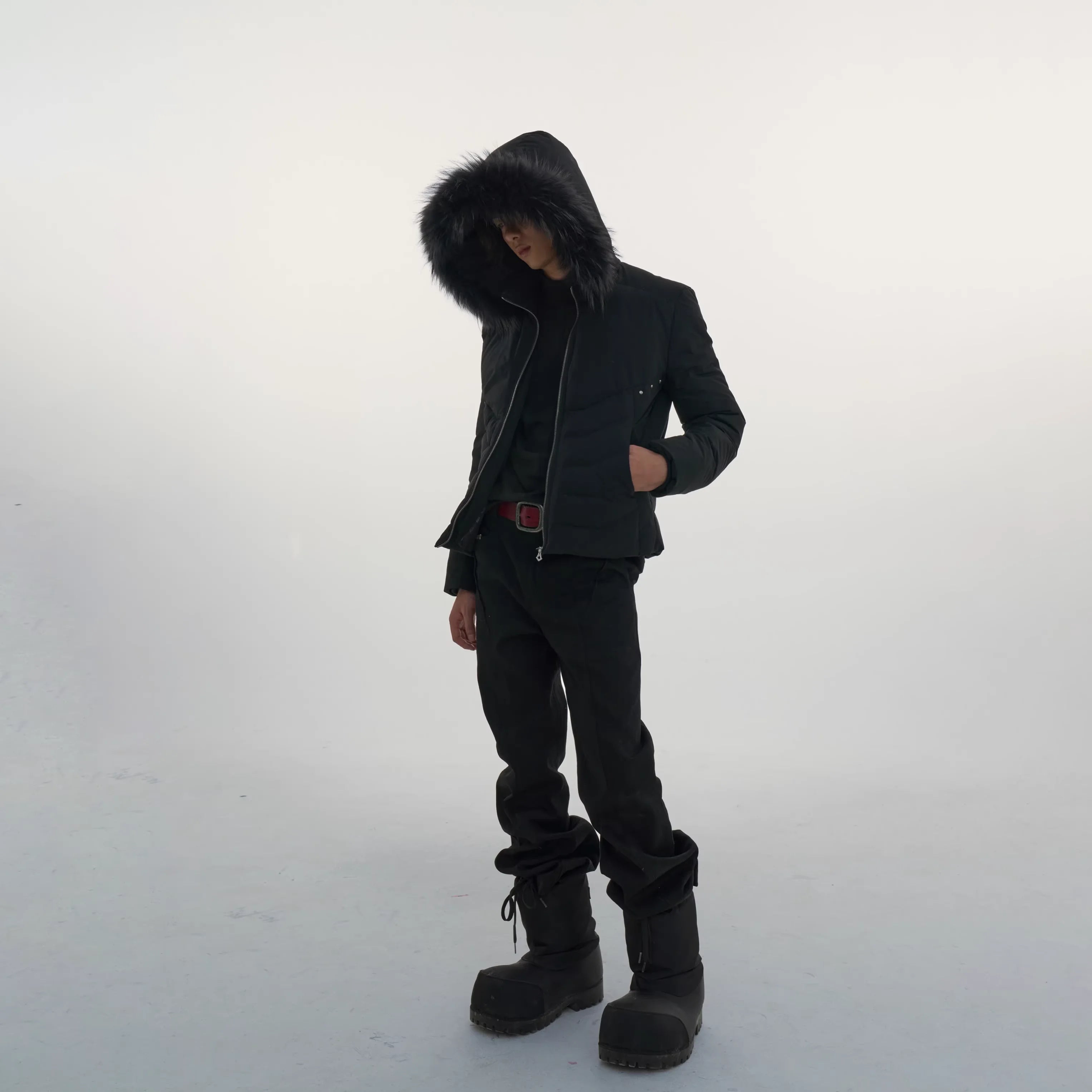 Y OFFICIAL Ribbed White Goose Down Hooded Jacket