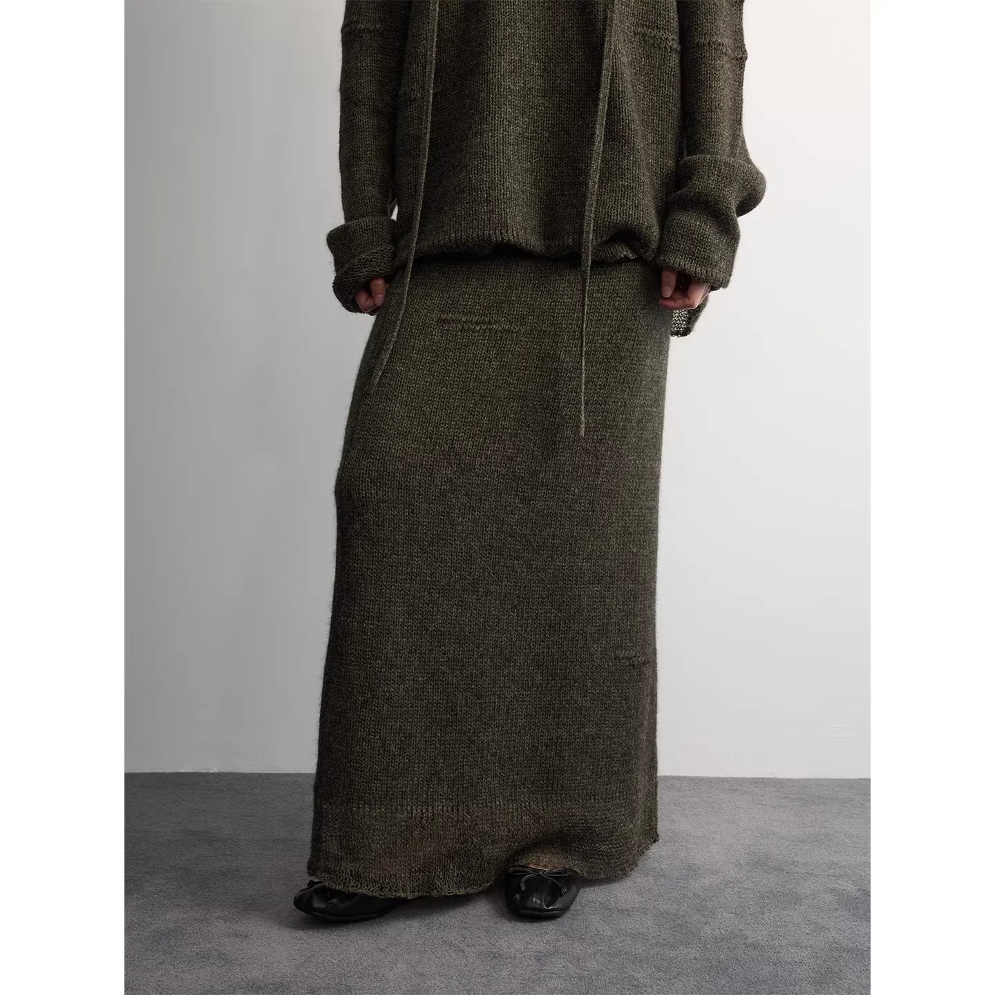 RandomPiece Yak Wool Blend Knit Midi Skirt with Elastic Waist