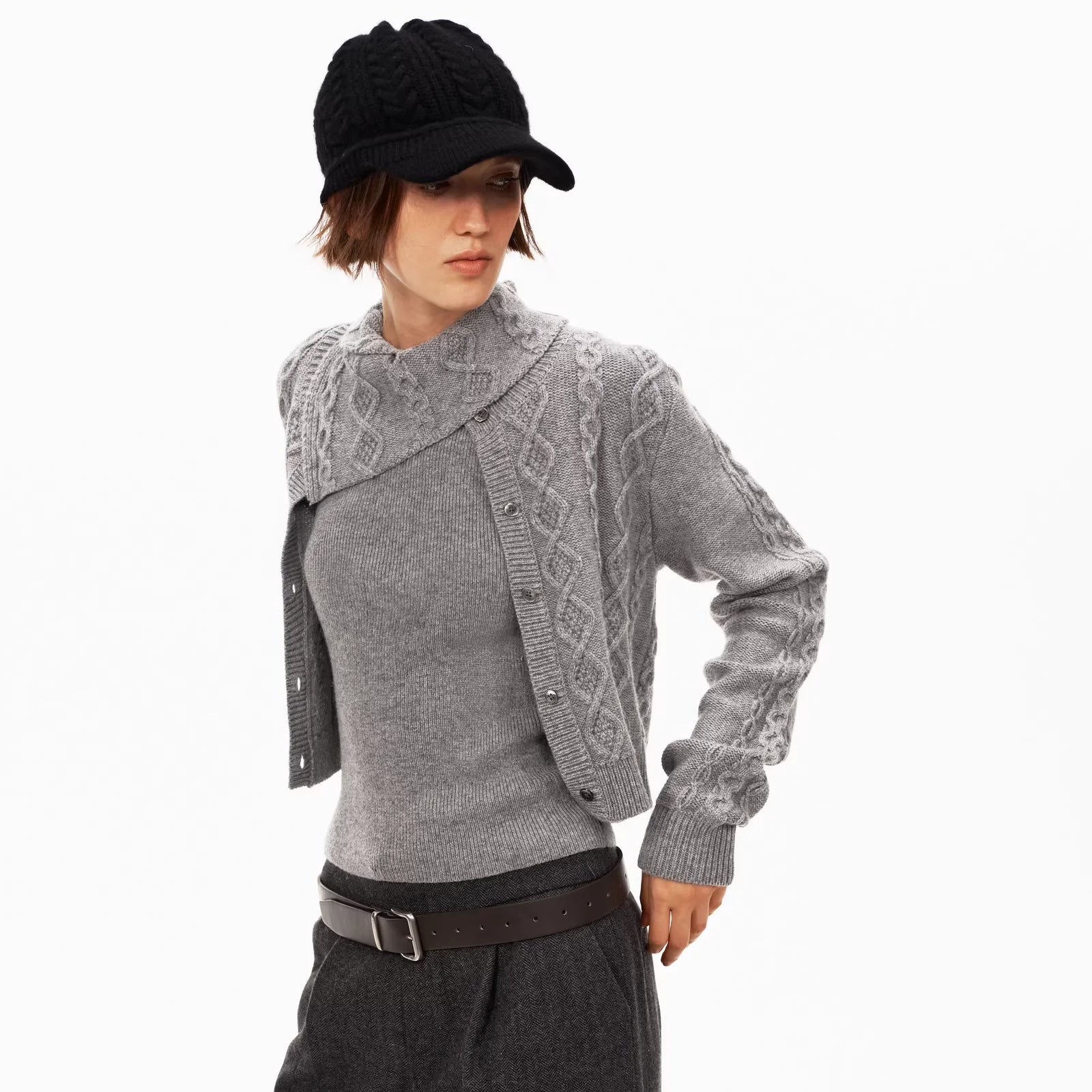 PUKI Wool-Blend Vintage Cable Knit Vest and Cardigan Set