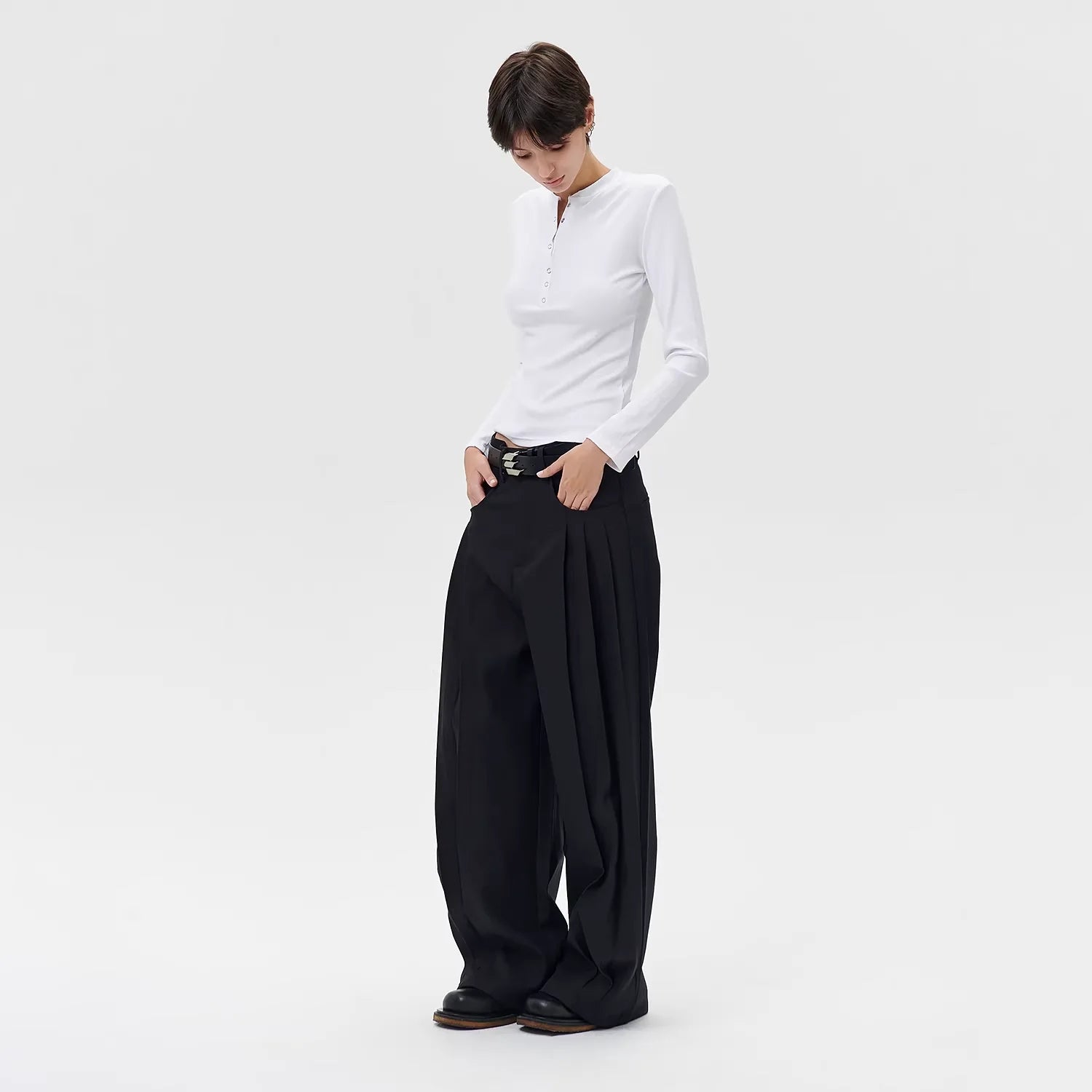 LOSTCTRL Women's Slim Fit Long-Sleeve Buttoned Henley T-Shirt