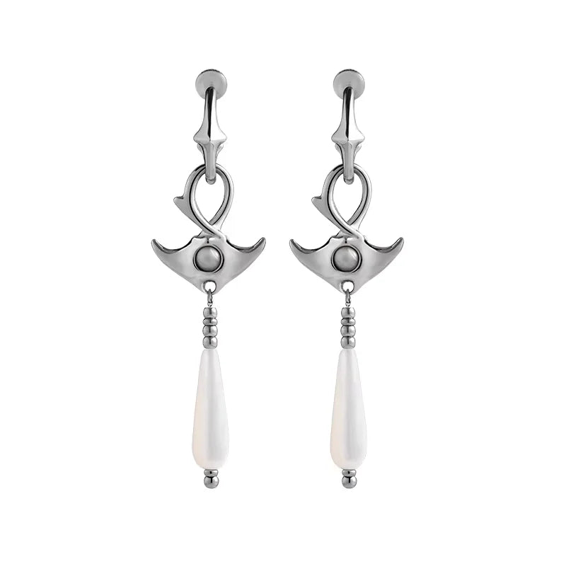 BLACKHEAD Devil Ray Pearl Drop Earrings