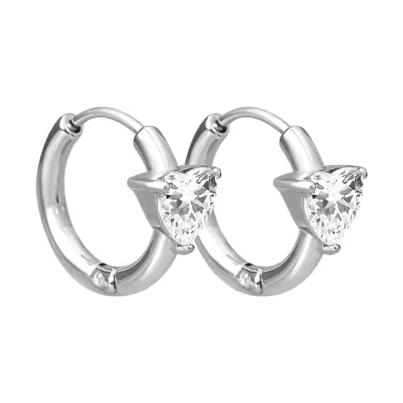 BLACKHEAD Minimalist Heart Hoop Earrings with Black Gemstone