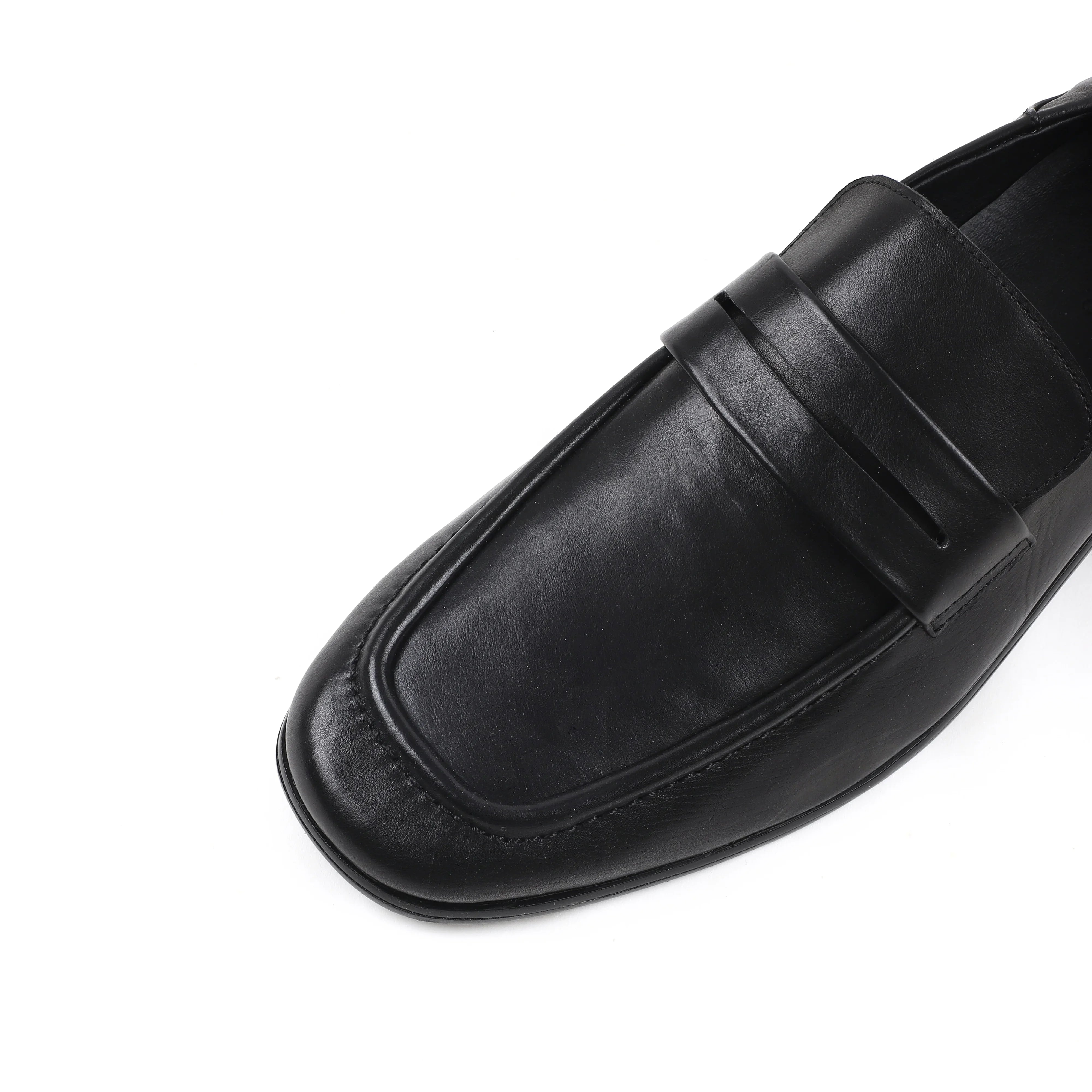 AFterTaste Men's Black Italian Leather Penny Loafers