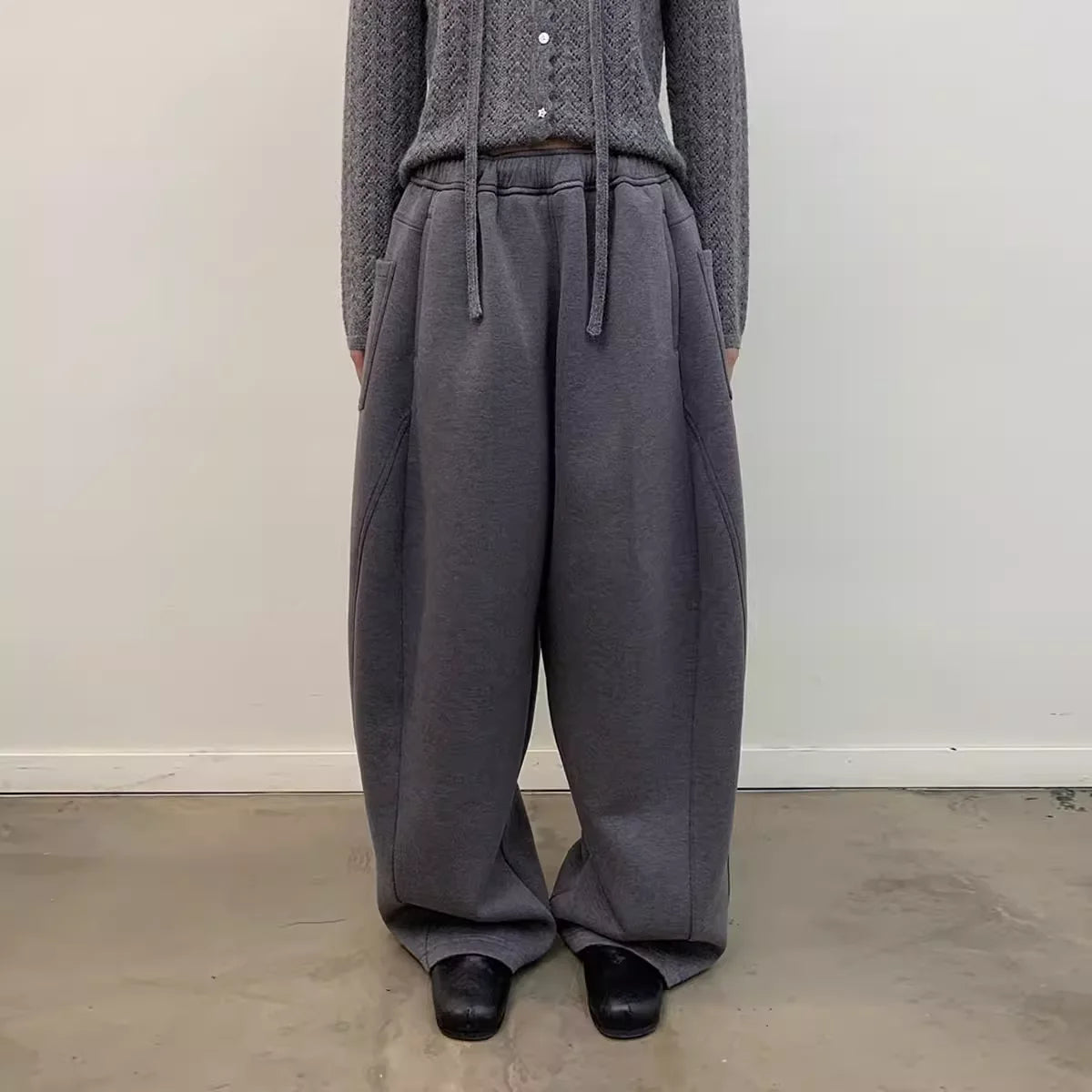 NeverSeez Curved Cut Gray Cotton Wide-Leg Sweatpants