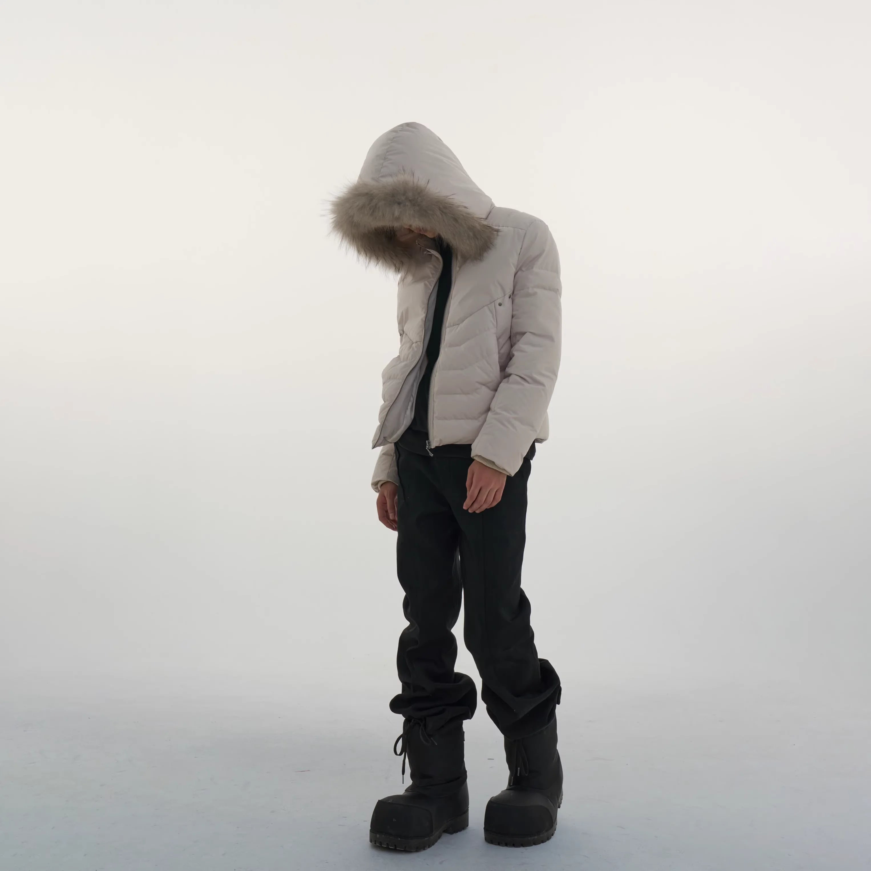 Y OFFICIAL Ribbed White Goose Down Hooded Jacket
