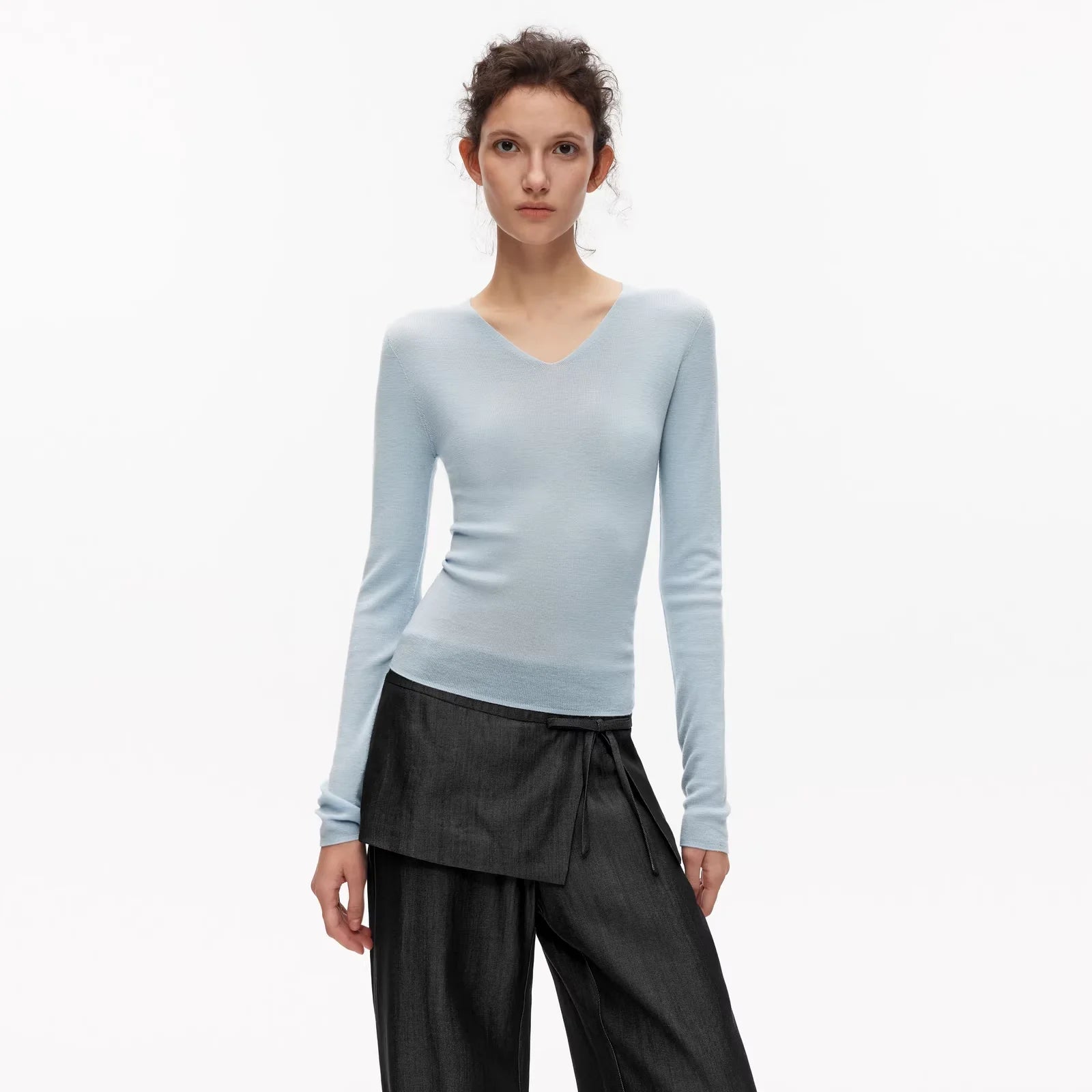 PUKI Machine Washable Seamless V-Neck Base Layer Sweater