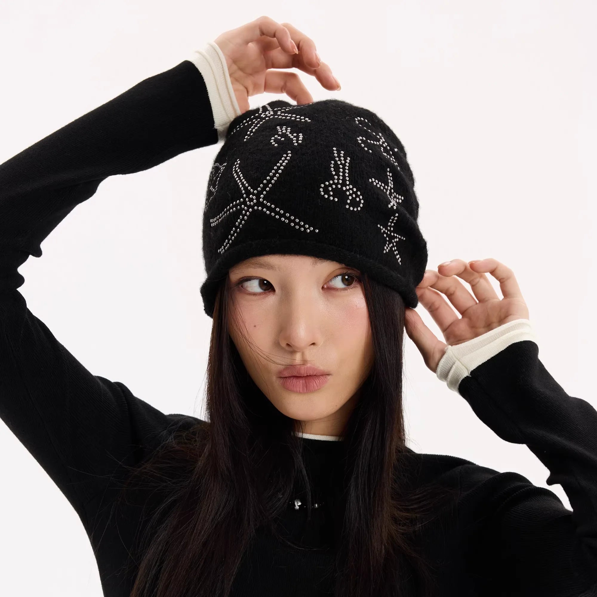 THELIGHT OFFICIAL Vintage Wool Beanie with Rhinestone Graphics and Rolled Brim